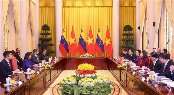 Phó chủ tịch nước Võ Thị Ánh Xuân hội đàm với Phó tổng thống Thường trực Venezuela