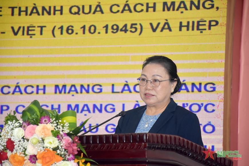 Đại sứ Lào tại Việt Nam Khamphao Ernthavanh phát biểu tại hội thảo.    