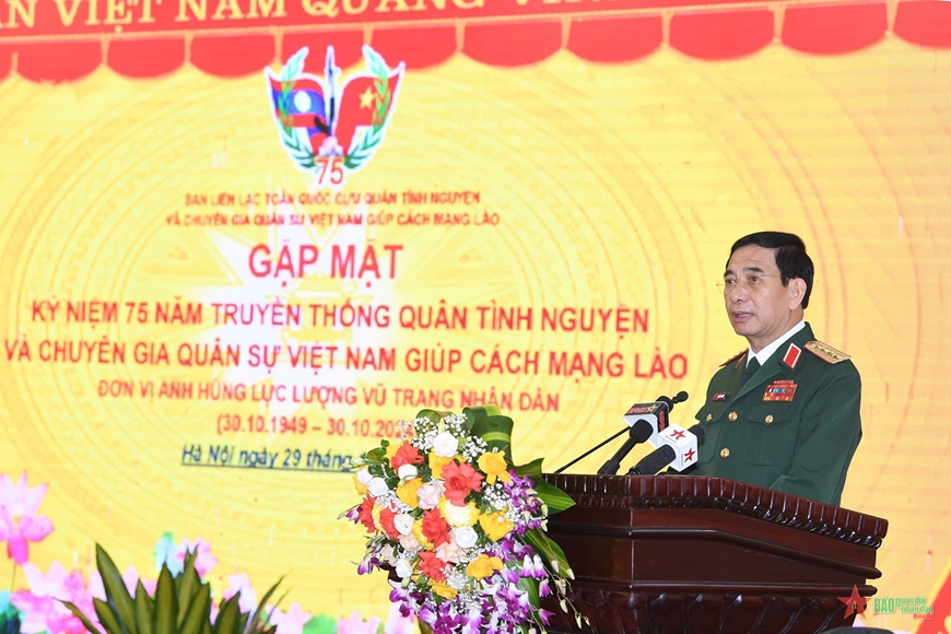 Gặp mặt kỷ niệm 75 năm Ngày truyền thống Quân tình nguyện và chuyên gia Việt Nam tại Lào