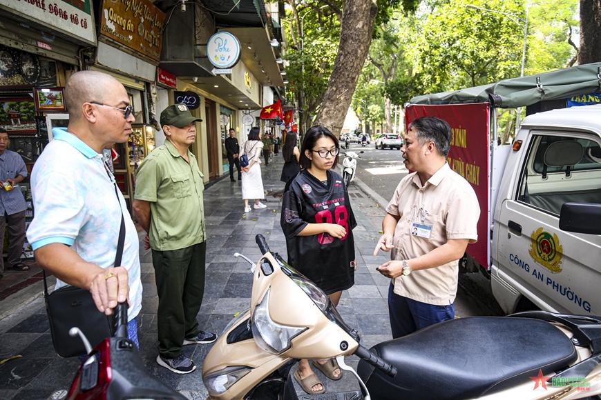 Hà Nội: Cương quyết không để hành vi chiếm dụng lòng đường, vỉa hè tái diễn