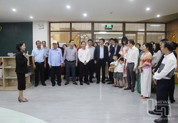 Kết nối doanh nhân các thế hệ và chuyển giao quản trị doanh nghiệp gia đình