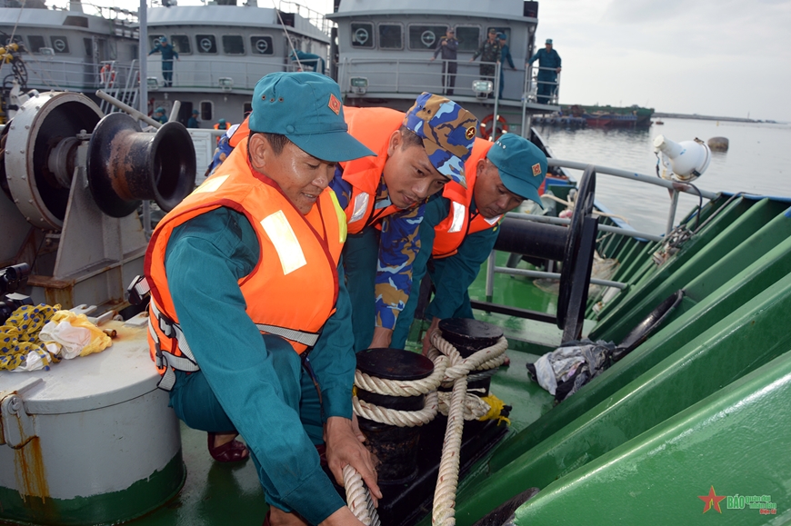 "Sao vuông" vững vàng nơi đầu sóng