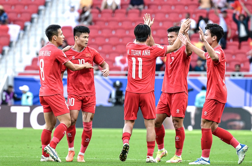 Tin thể thao (31-10): MU giành thắng lợi đầu tiên thời hậu Ten Hag