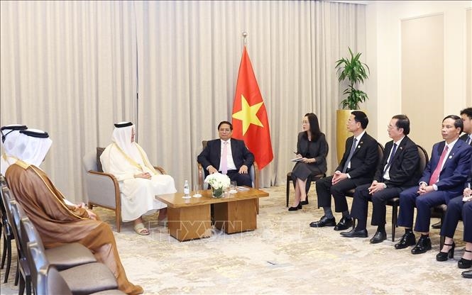Thủ tướng Phạm Minh Chính tiếp Bộ trưởng Bộ Truyền thông và Công nghệ Thông tin Qatar