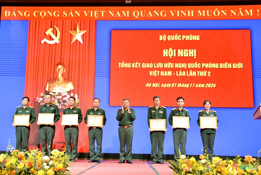 Hội nghị tổng kết Giao lưu hữu nghị quốc phòng biên giới Việt Nam-Lào lần thứ 2