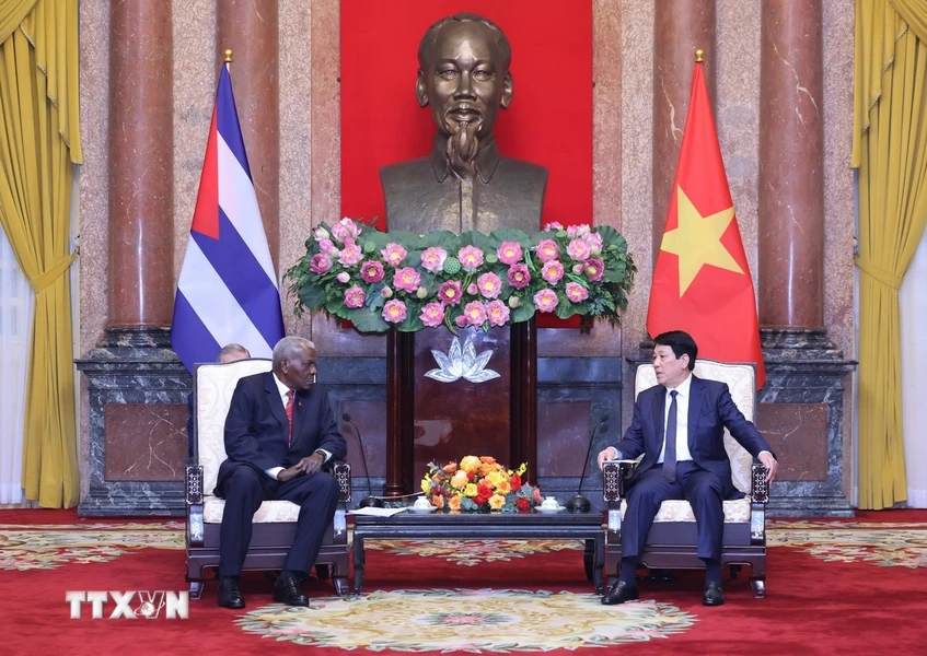Chủ tịch nước Lương Cường hội kiến Chủ tịch Quốc hội Cuba