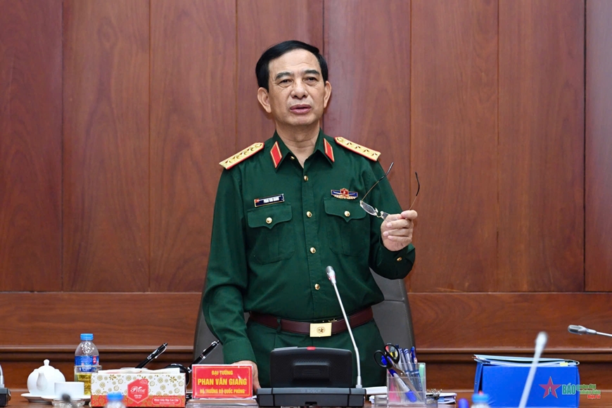 Đại tướng Phan Văn Giang phát biểu tại hội nghị. 