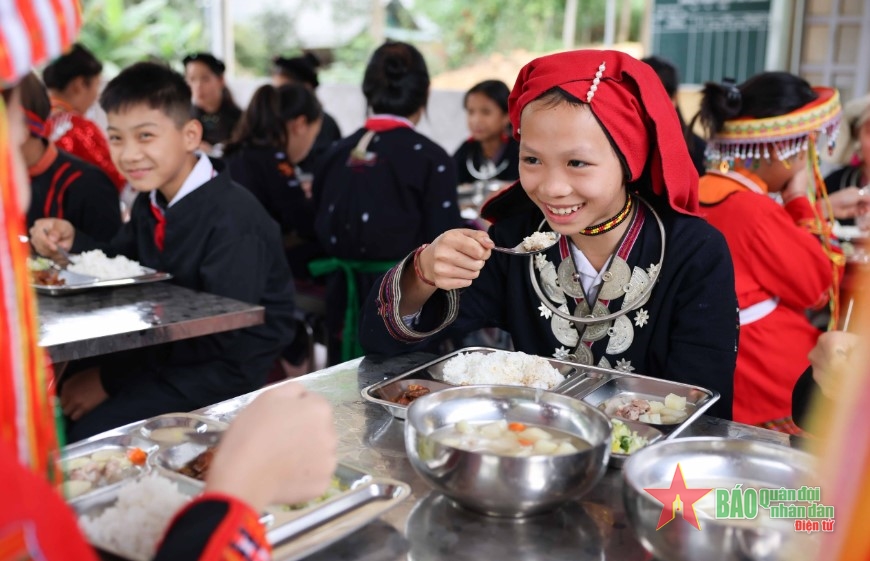 Tuyên Quang chăm lo giáo dục vùng cao