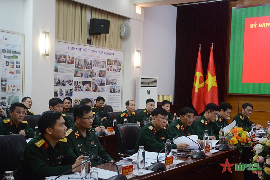 Đại biểu tham dự phiên họp.
