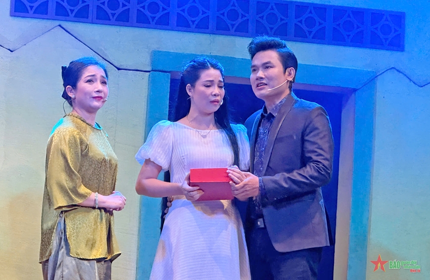 Vở cải lương “San hô đỏ” - đậm chất hào hùng người chiến sĩ Hải quân