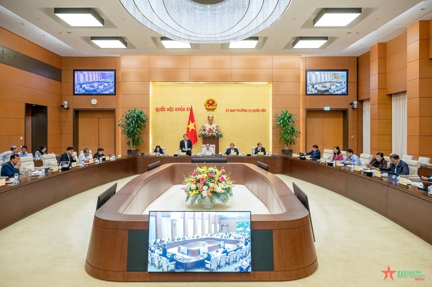 Thống nhất trình Quốc hội xem xét, quyết định chủ trương đầu tư Dự án đường sắt tốc độ cao trục Bắc-Nam
