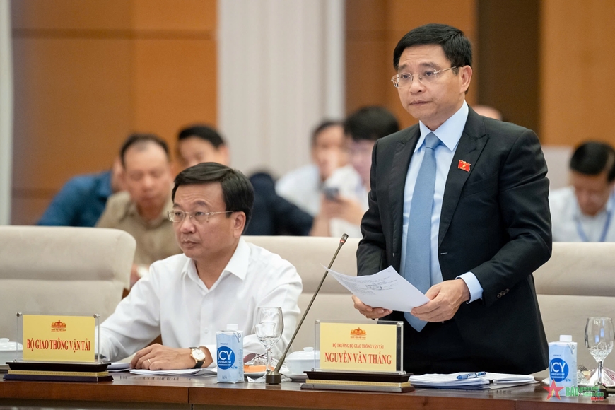 Thống nhất trình Quốc hội xem xét, quyết định chủ trương đầu tư Dự án đường sắt tốc độ cao trục Bắc-Nam