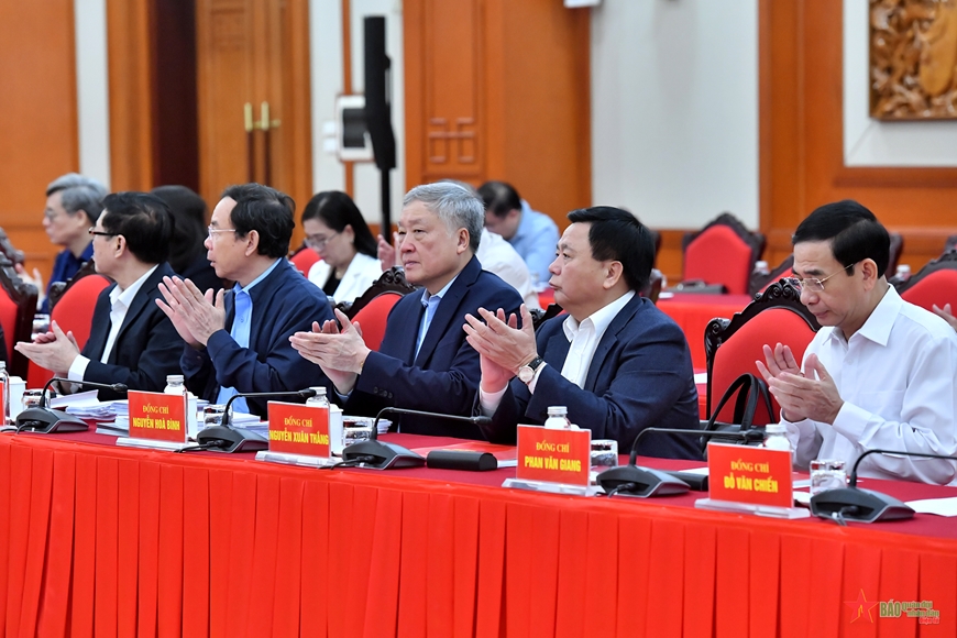 Nguyên lãnh đạo Đảng và Nhà nước góp ý kiến vào các dự thảo văn kiện trình Đại hội XIV của Đảng