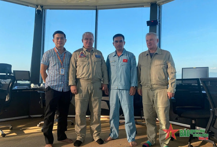 Thông tin mới nhất vụ tai nạn máy bay quân sự: Các anh đã trở về