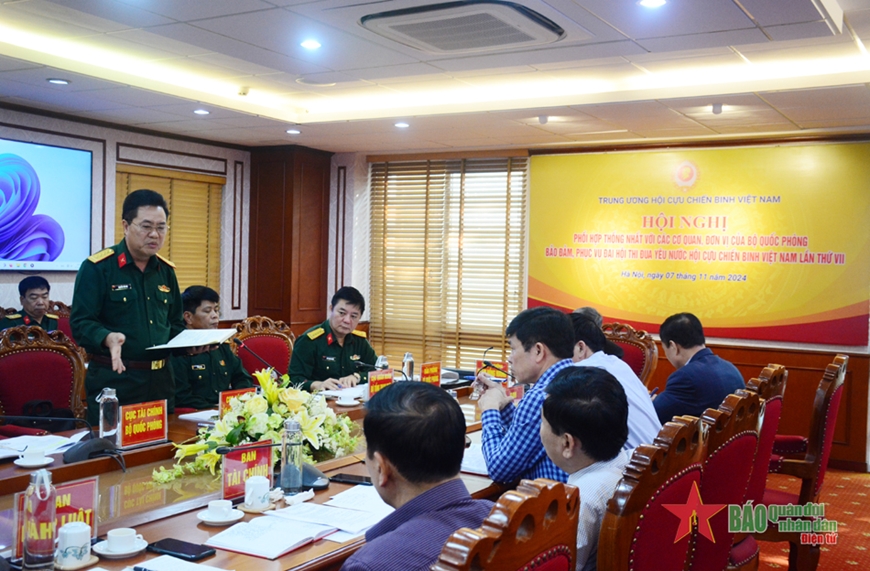 Cơ quan chức năng của Bộ Quốc phòng phát biểu tại hội nghị.