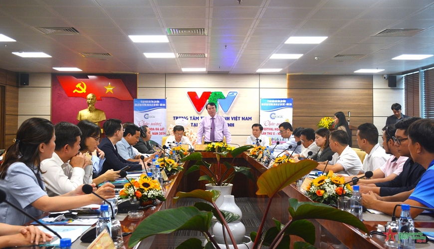 Sôi nổi các chương trình du lịch đặc trưng tại Festival hoa Đà Lạt lần thứ X