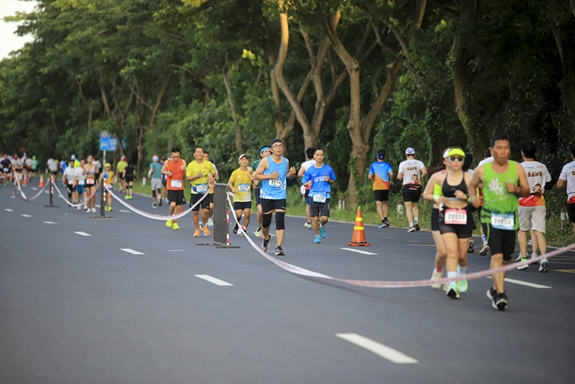 400 HDBank Runners tỏa sáng trên 