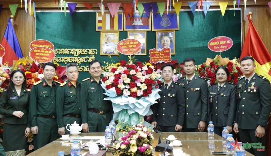Học viện Quân y gặp mặt kỷ niệm 71 năm Quốc khánh Campuchia