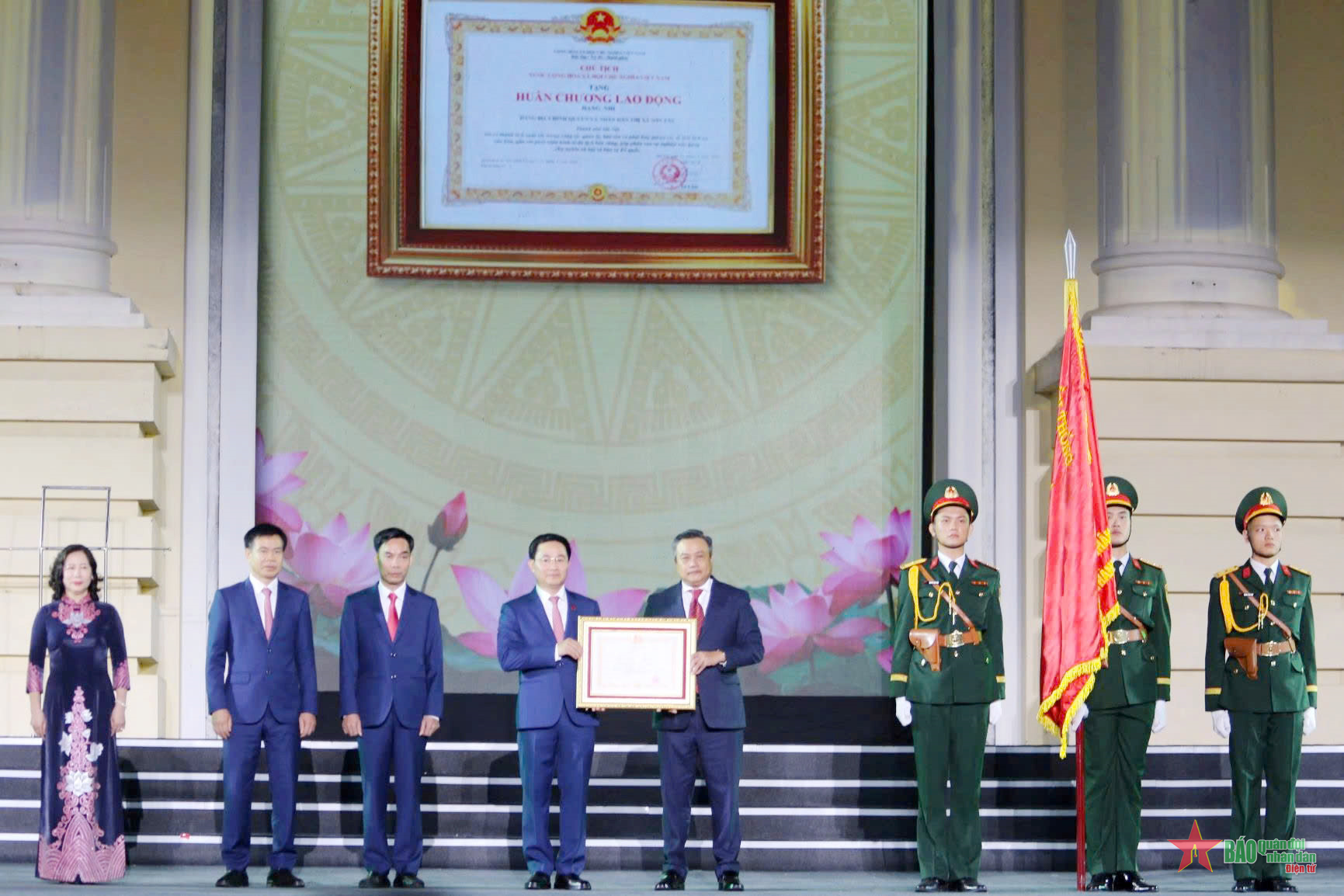 Hà Nội: Kỷ niệm 100 năm thành lập và 555 năm danh xưng Sơn Tây