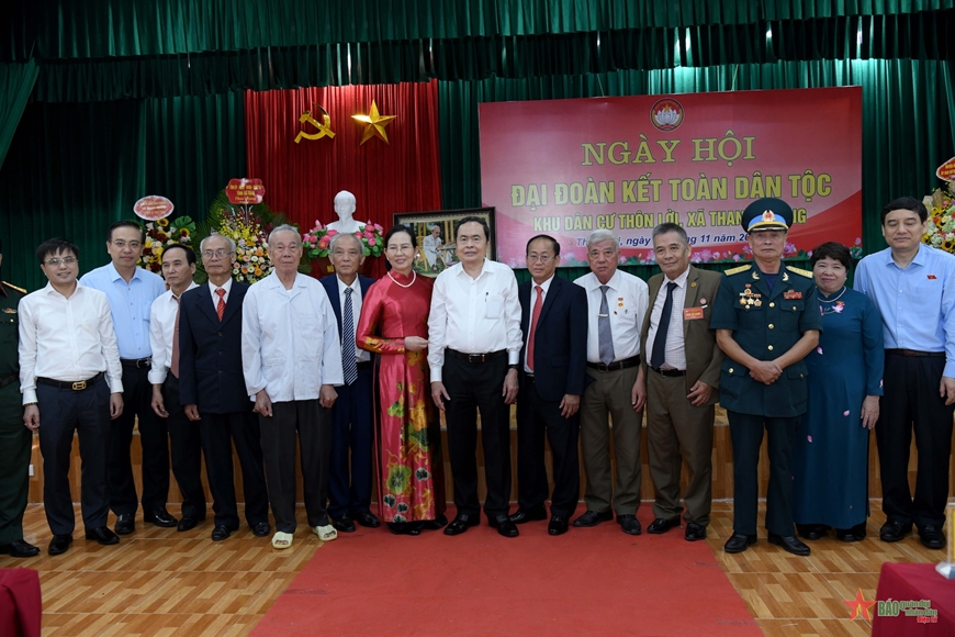 Chủ tịch Quốc hội Trần Thanh Mẫn dự Ngày hội Đại đoàn kết toàn dân tộc tại thôn Lời, Hà Nam