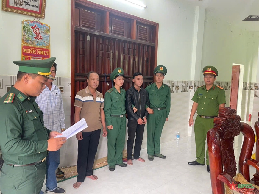 Đồn Biên phòng Hải Vân bắt giữ 2 đối tượng tàng trữ trái phép chất ma túy 