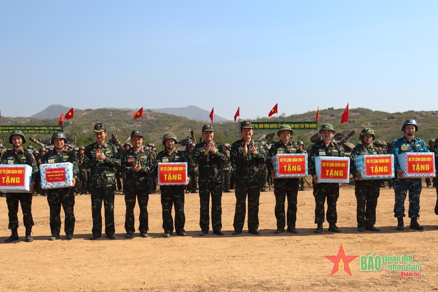 Quân khu 1: Sư đoàn 3 tổ chức thành công diễn tập, bắn đạn thật năm 2024