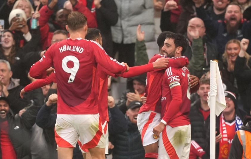 Tin thể thao (11-11): Chelsea và Arsenal chia điểm, Barcelona thua sốc Real Sociedad