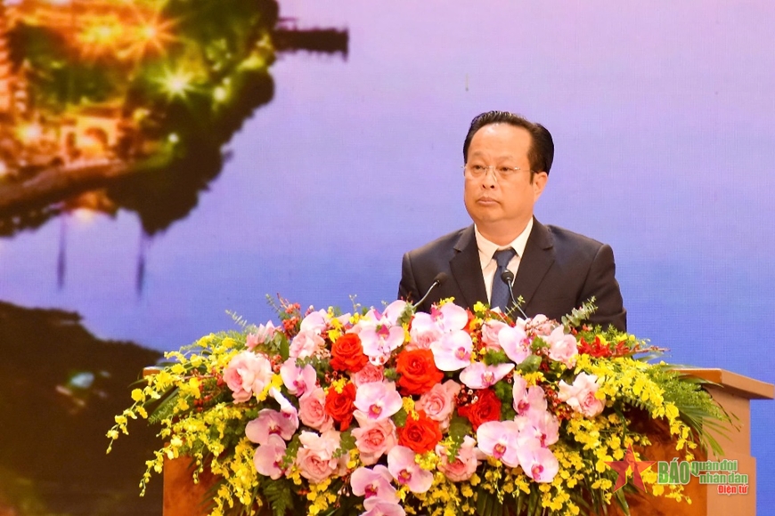 Ngành giáo dục và đào tạo Hà Nội đón nhận Huân chương Lao động hạng Nhất