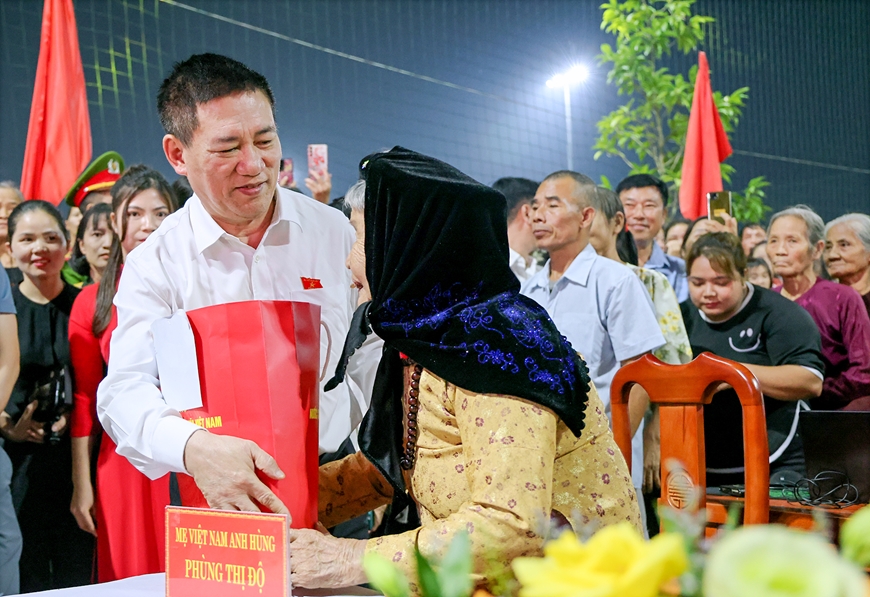 Phó thủ tướng Chính phủ Hồ Đức Phớc dự Ngày hội Đại đoàn kết tại Tam Dương, Vĩnh Phúc