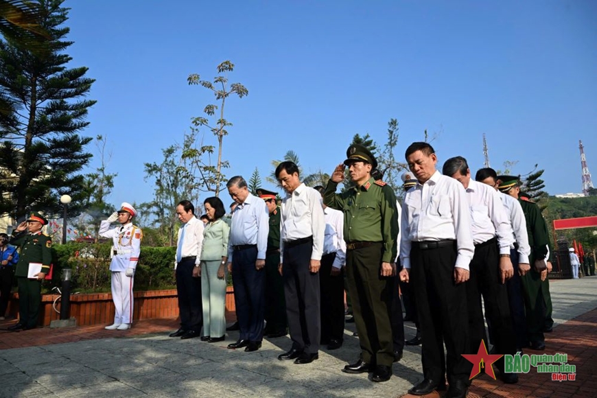 Tổng Bí thư Tô Lâm thăm, làm việc tại huyện đảo Bạch Long Vĩ (TP Hải Phòng)
