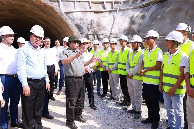 Thủ tướng Phạm Minh Chính: Thúc đẩy các dự án cao tốc, cửa khẩu thông minh tại Lạng Sơn, Cao Bằng