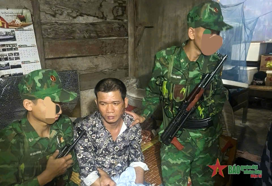 Bộ đội Biên phòng tỉnh Khánh Hòa bắt giữ 2 đối tượng tàng trữ ma túy