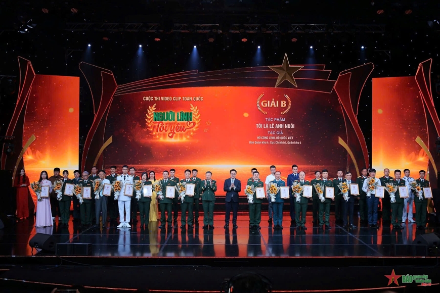 160 tác phẩm đoạt giải Cuộc thi video clip toàn quốc “Người lính tôi yêu” và Cuộc thi viết toàn quốc “Chuyện kể ở đại đội”