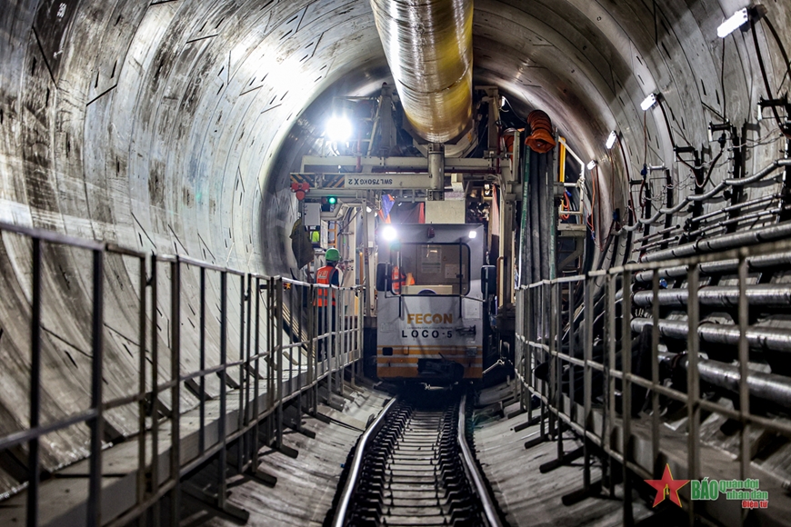 Cận cảnh robot TBM khoan hầm của dự án metro Nhổn-ga Hà Nội