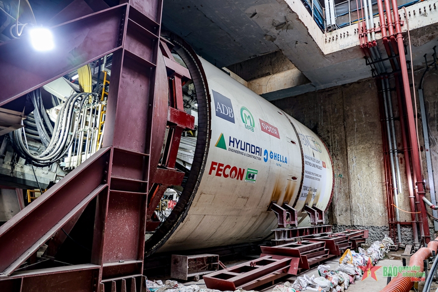 Cận cảnh robot TBM khoan hầm của dự án metro Nhổn-ga Hà Nội
