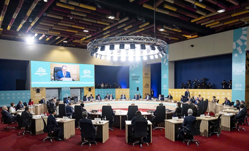Chủ tịch nước Lương Cường tham dự Đối thoại giữa các nhà lãnh đạo APEC và các khách mời