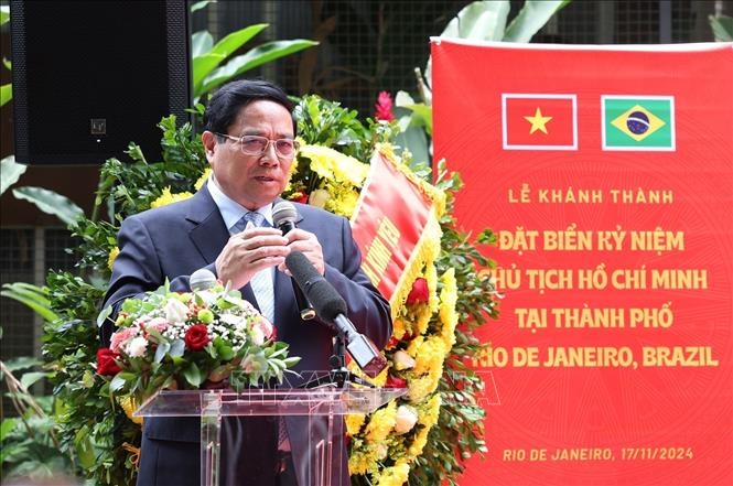 Thủ tướng Phạm Minh Chính dự Lễ đặt Biển kỷ niệm Chủ tịch Hồ Chí Minh tại thành phố Rio de Janeiro