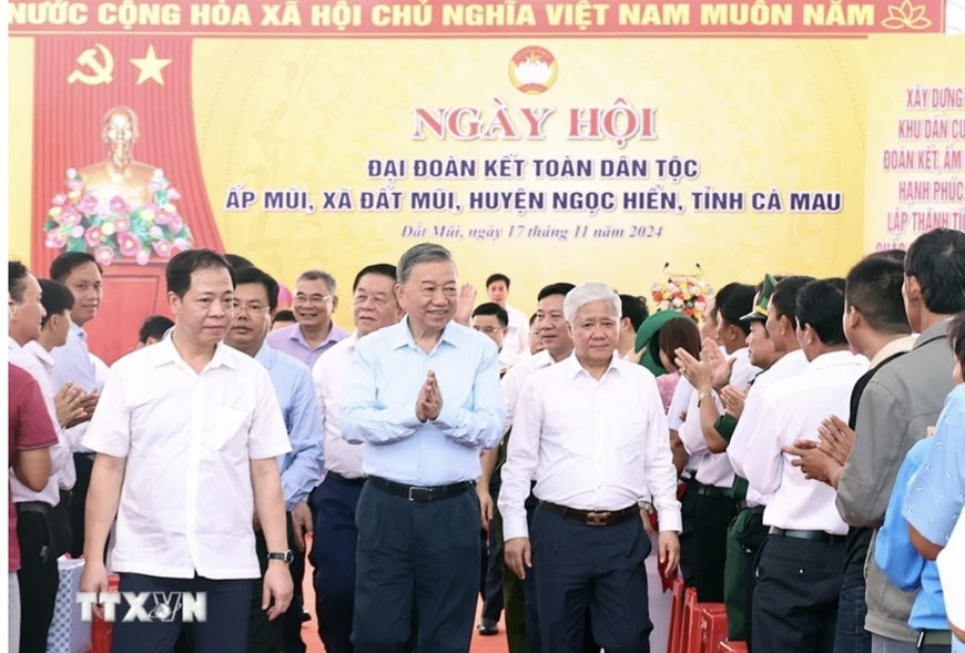 Tổng Bí thư Tô Lâm dự Ngày hội Đại đoàn kết toàn dân tộc tại ấp Mũi, xã Đất Mũi (Cà Mau)