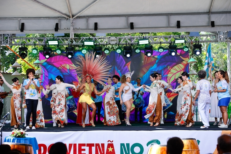 Thủ tướng Phạm Minh Chính dự Chương trình “Ngày Việt Nam tại Brazil”