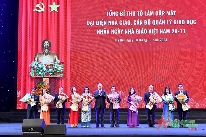 Tổng Bí thư Tô Lâm gặp mặt đại diện nhà giáo, cán bộ quản lý giáo dục nhân Ngày Nhà giáo Việt Nam 20-11