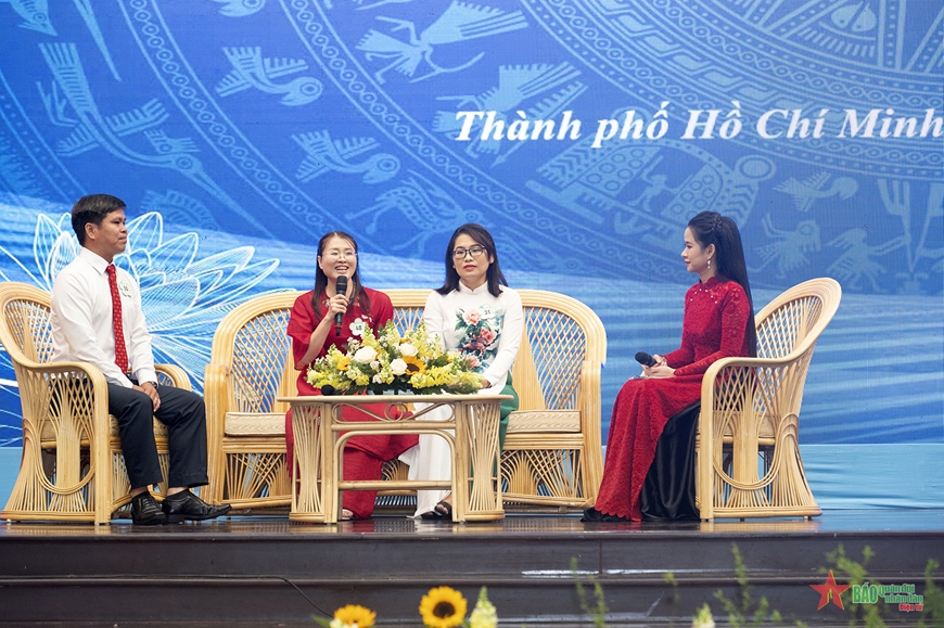 TP Hồ Chí Minh trao Giải thưởng Võ Trường Toản tặng 50 cán bộ, giáo viên