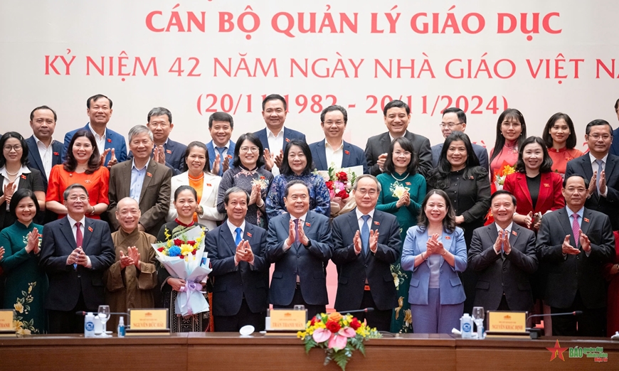 Chủ tịch Quốc hội Trần Thanh Mẫn: Có chính sách đặc thù, vượt trội để tôn vinh, bảo vệ nhà giáo