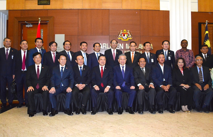 Tổng Bí thư Tô Lâm hội kiến với Chủ tịch Thượng viện Malaysia