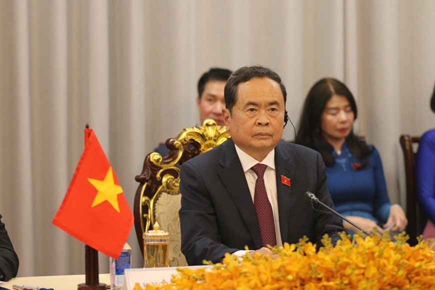 Chủ tịch Quốc hội Trần Thanh Mẫn hội đàm với Chủ tịch Quốc hội Vương quốc Campuchia