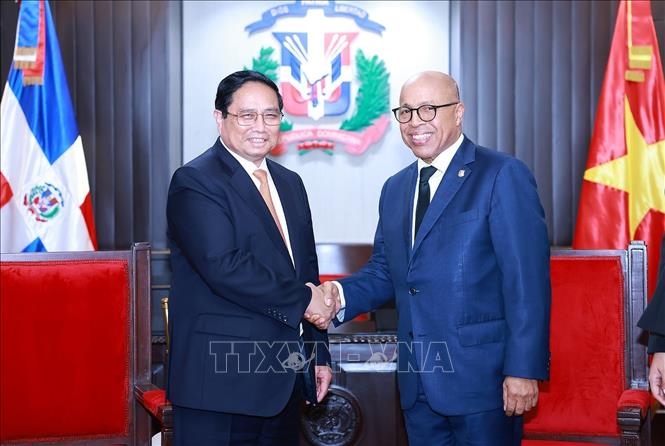 Thủ tướng Phạm Minh Chính hội kiến Chủ tịch Thượng viện và Chủ tịch Hạ viện Cộng hòa Dominica