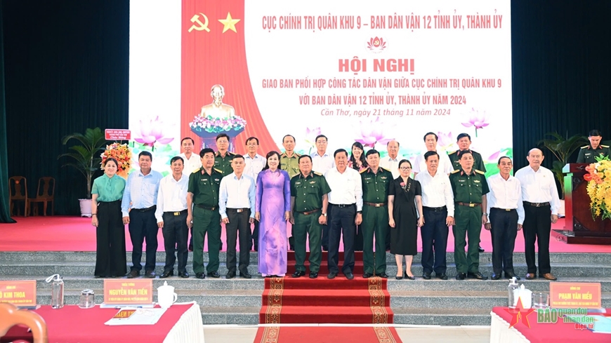 Nâng cao chất lượng công tác dân vận giữa Cục Chính trị Quân khu 9 với Ban Dân vận 12 Tỉnh ủy, Thành ủy