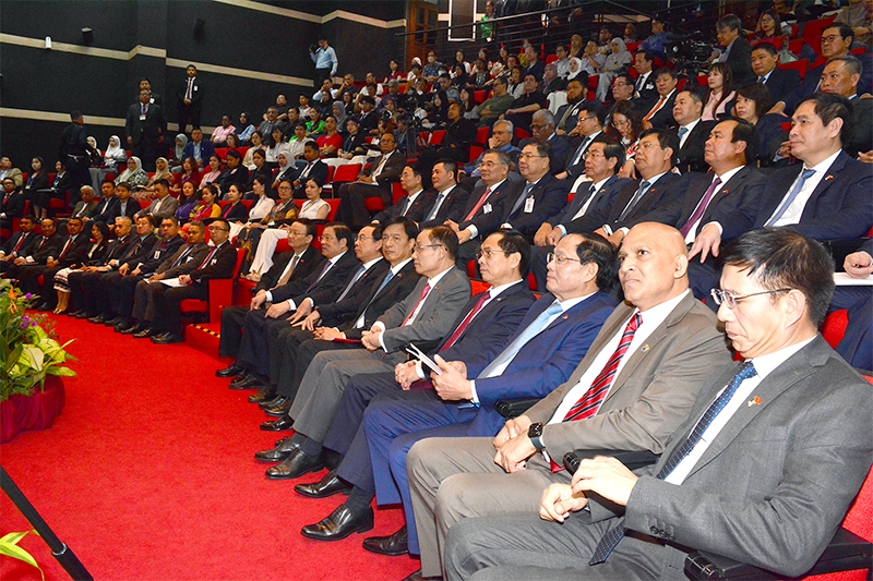 Tổng Bí thư Tô Lâm thăm Đại học Malaya và Trung tâm dữ liệu Quốc gia Malaysia