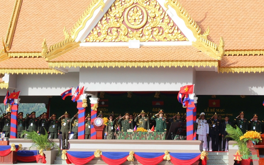 Bộ trưởng Quốc phòng Việt Nam-Lào-Campuchia chứng kiến diễn tập cứu hộ-cứu nạn chung giữa quân đội 3 nước