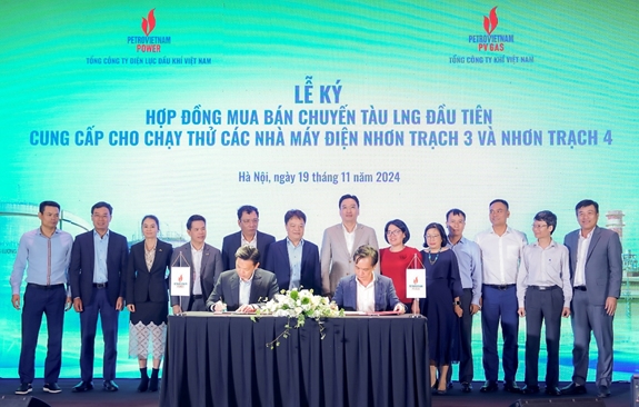 PV GAS và PV Power ký hợp đồng mua bán chuyến tàu LNG đầu tiên cung cấp cho chạy thử nhà máy điện Nhơn Trạch 3, Nhơn Trạch 4