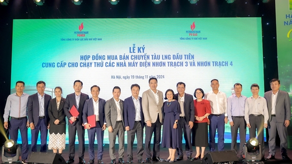 PV GAS và PV Power ký hợp đồng mua bán chuyến tàu LNG đầu tiên cung cấp cho chạy thử nhà máy điện Nhơn Trạch 3, Nhơn Trạch 4